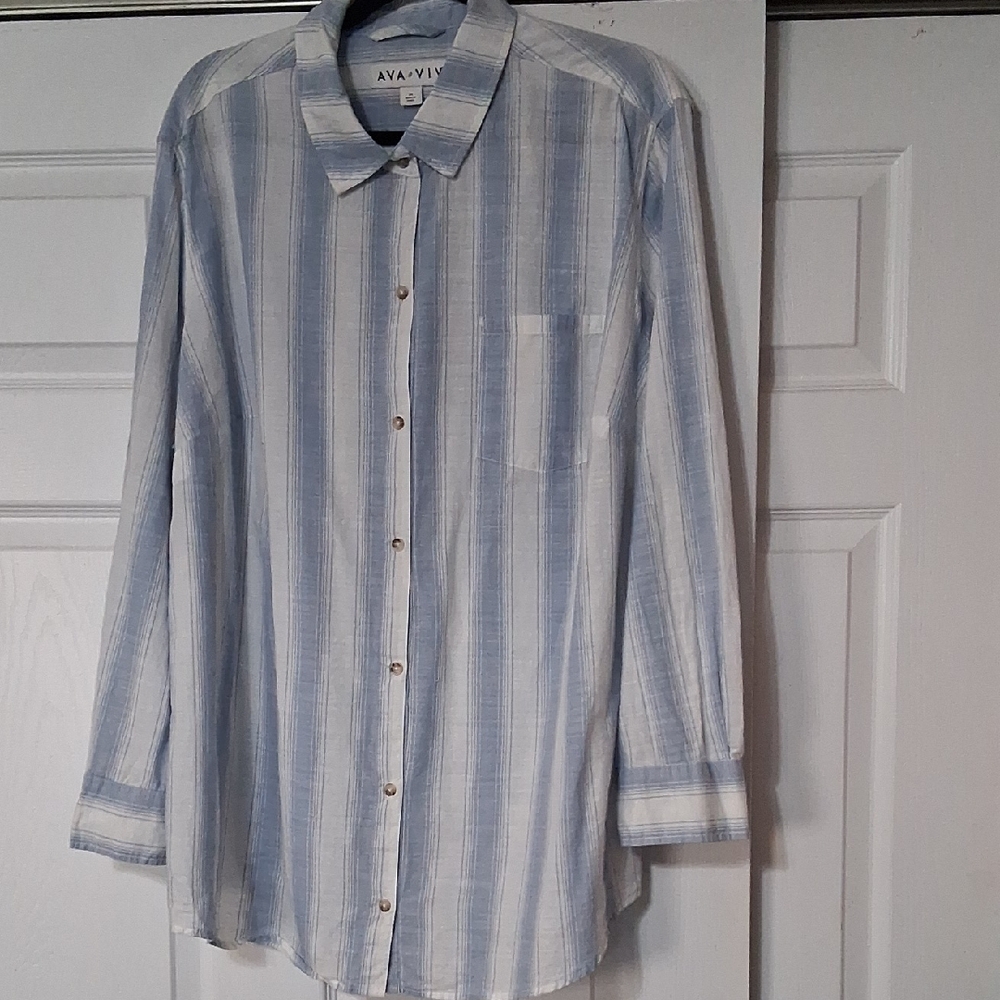 Ava & Viv Women's  Blue and White Striped Button Down Shirt 3X